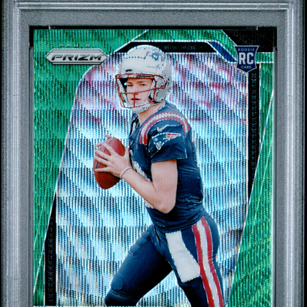 2024 Panini Prizm Drake Maye #329 Green Wave PSA 10