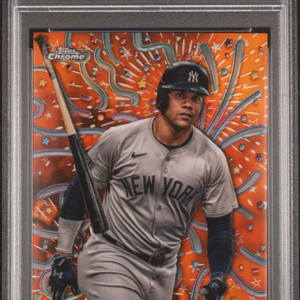 2024 Topps Chrome Update Celebracion Juan Soto #10 Orange Ref 07/25 PSA 10