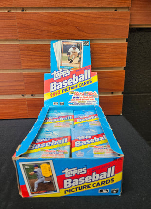 MLB 1992 Topps Baseball Pack
